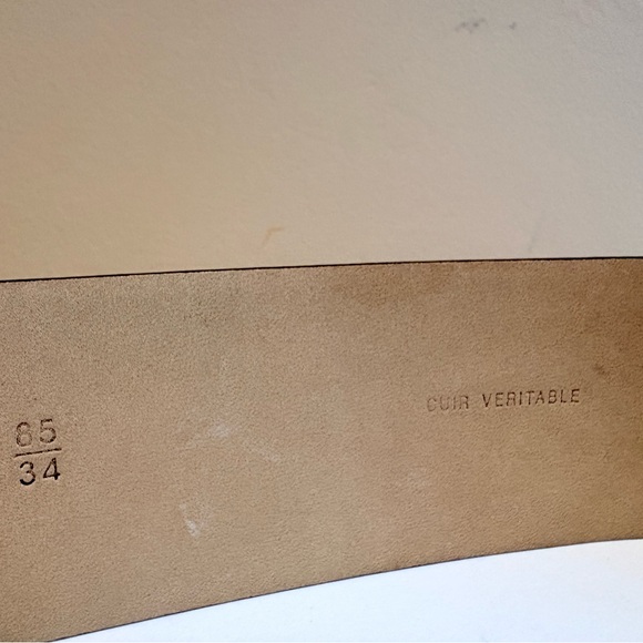 Authentic CHANEL Black Leather Belt with Silver Buckle - Picture 6 of 9